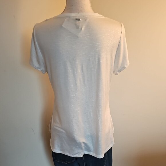 White House Black Market White V-Neck Tee - Picture 4 of 6